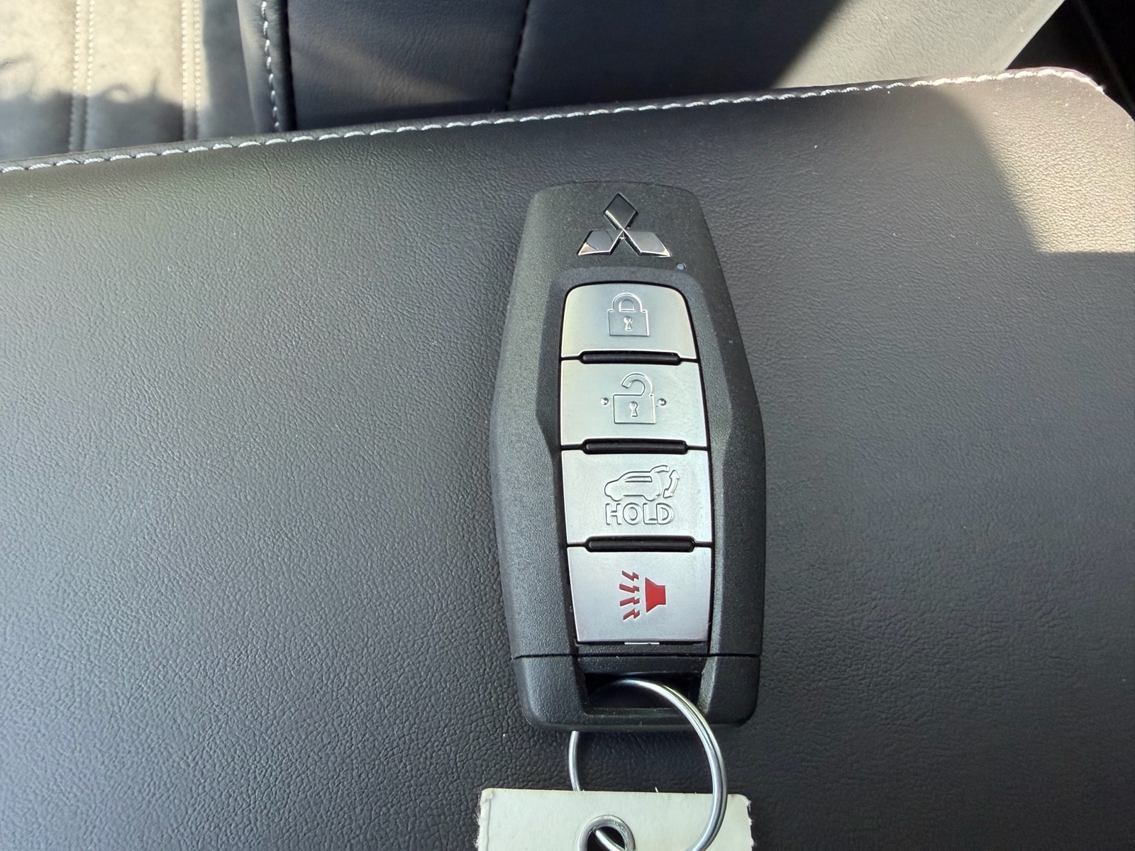 2026 Mitsubishi Outlander SE - Photo 36
