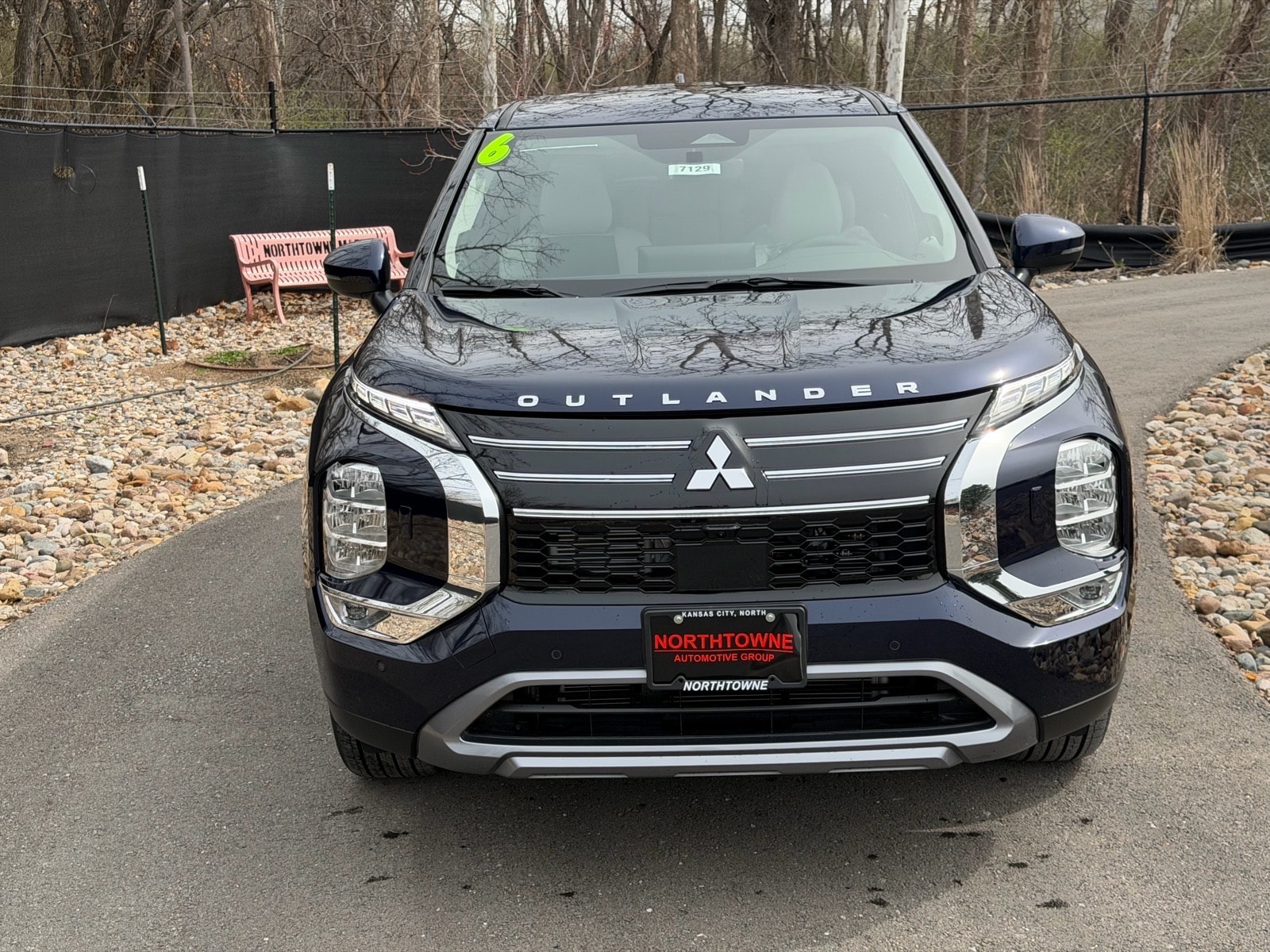 2026 Mitsubishi Outlander SE - Photo 8