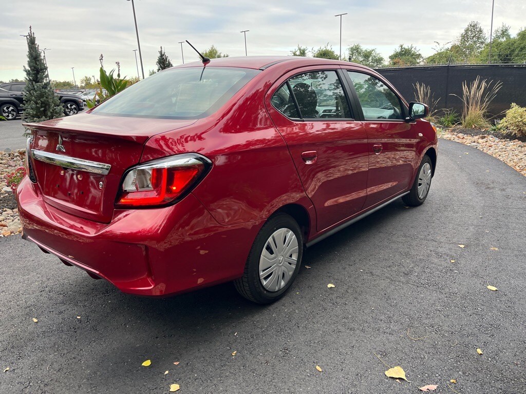 2024 Mitsubishi Mirage G4 ES photo 3