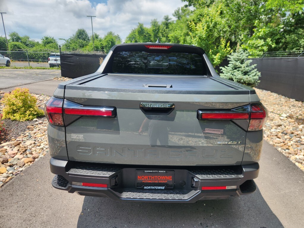 2023 Hyundai Santa Cruz Night photo 4