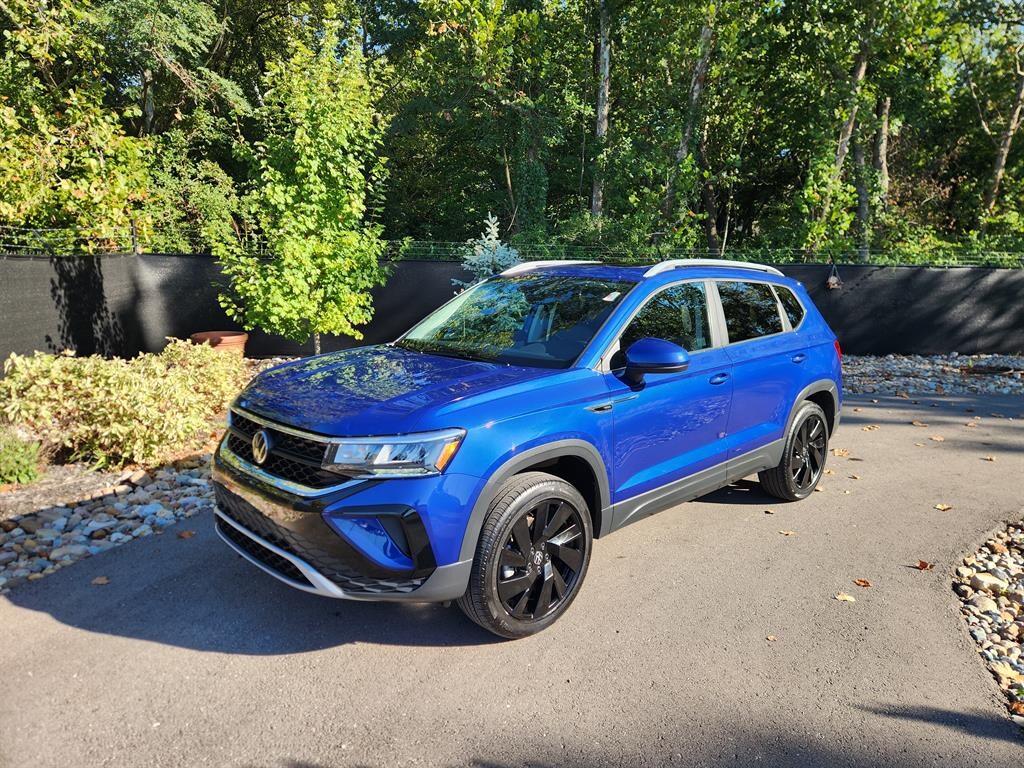 Used 2024 Volkswagen Taos 1.5T SE SUV