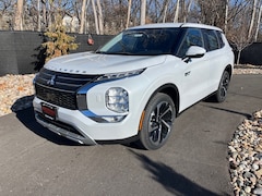 2025 Mitsubishi Outlander PHEV SE SUV