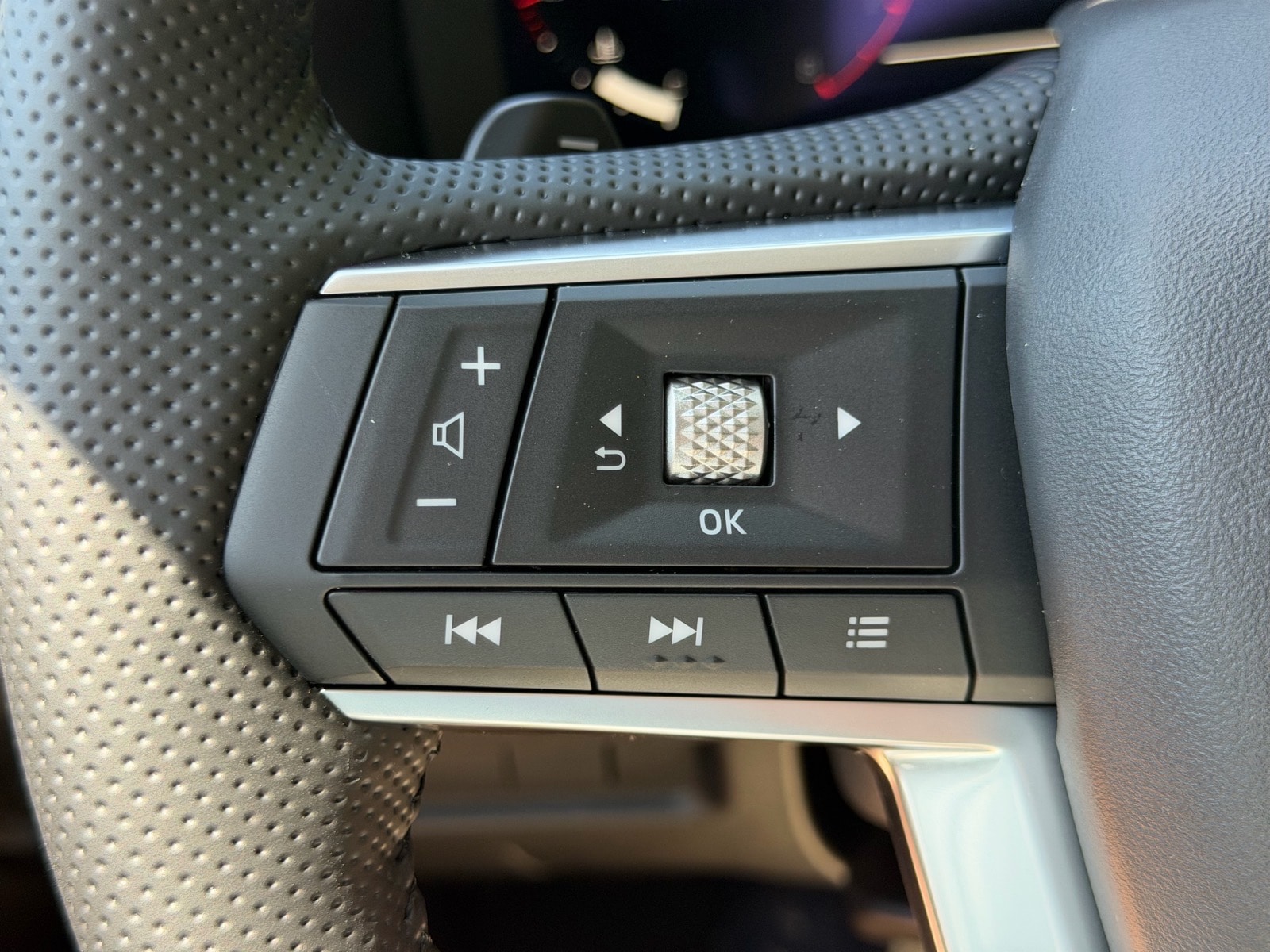 2026 Mitsubishi Outlander SE - Photo 26