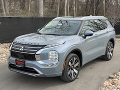 2026 Mitsubishi Outlander SEL SUV