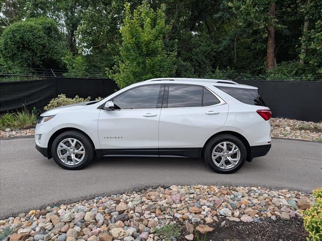 Used 2019 Chevrolet Equinox LT with VIN 2GNAXLEX5K6287201 for sale in Kansas City