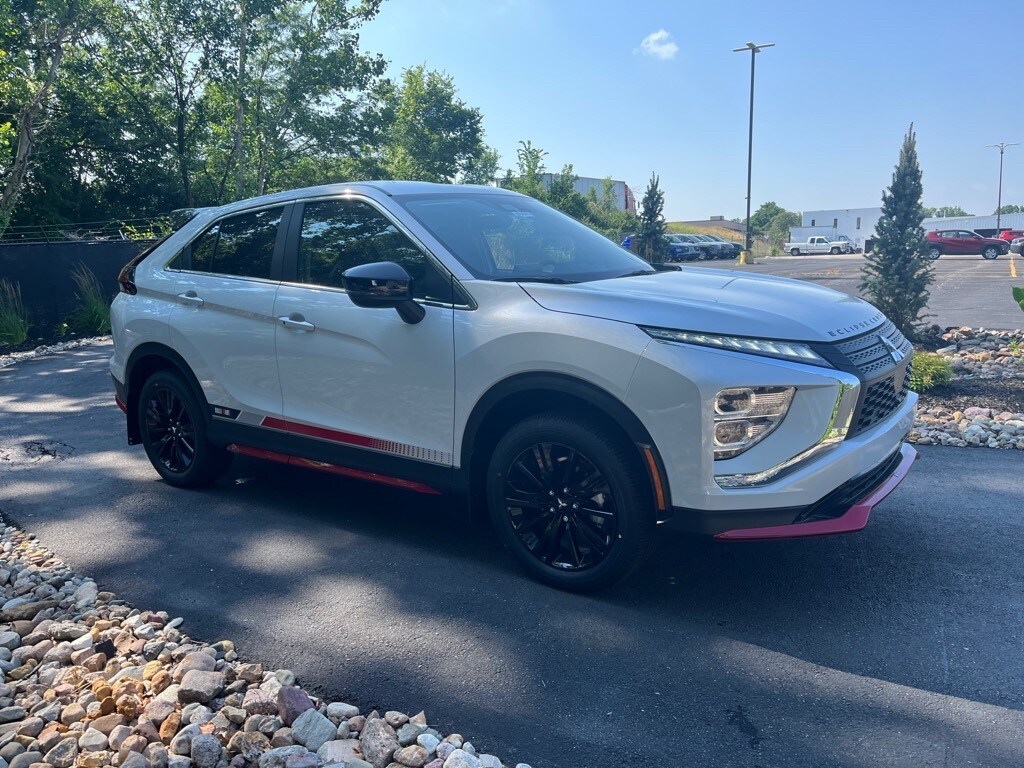 2024 Mitsubishi Eclipse Cross photo 3
