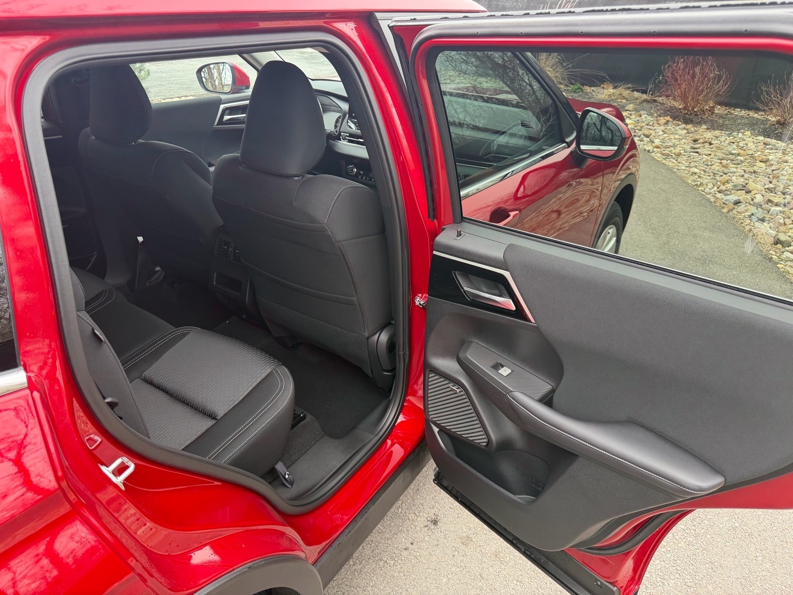 2026 Mitsubishi Outlander ES - Photo 13