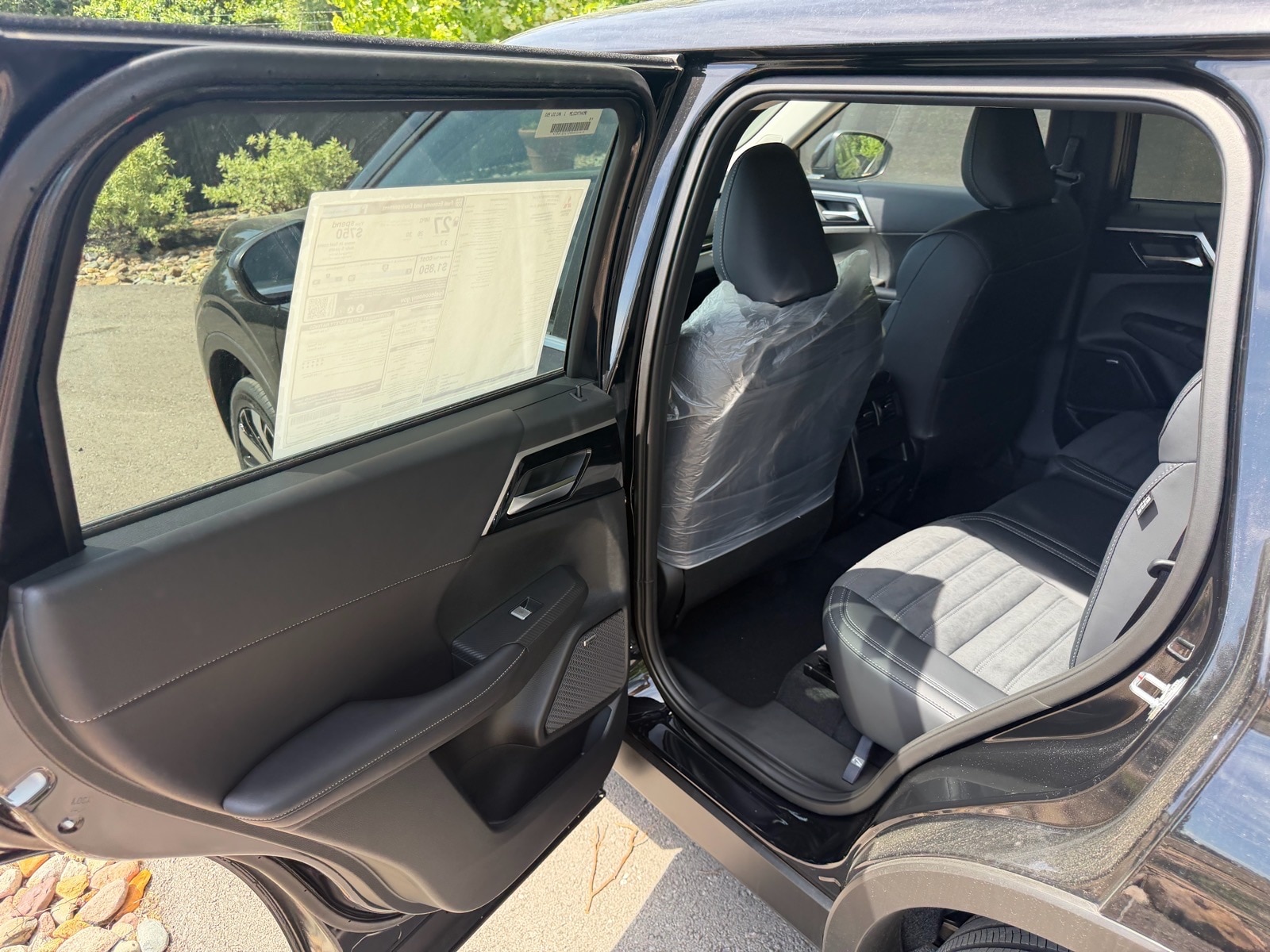 2026 Mitsubishi Outlander SE - Photo 18