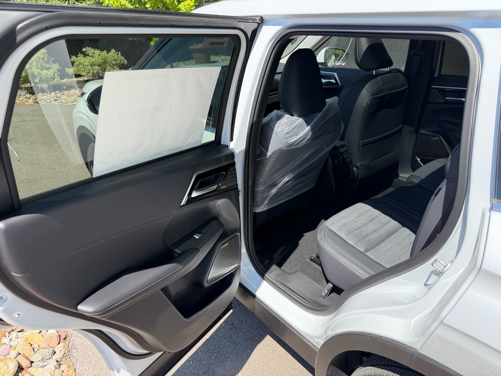 2026 Mitsubishi Outlander SE - Photo 18