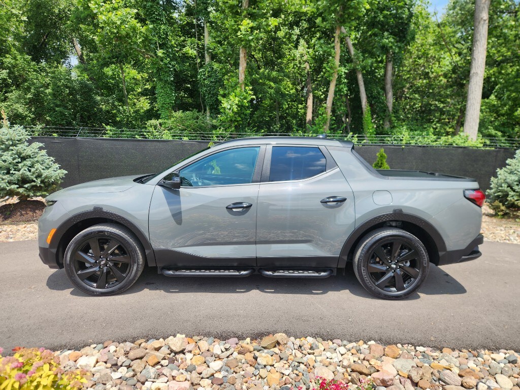 2023 Hyundai Santa Cruz Night photo 2