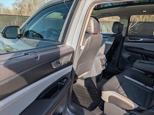 2025 Volkswagen Atlas Atlas Peak Edition - Photo 26