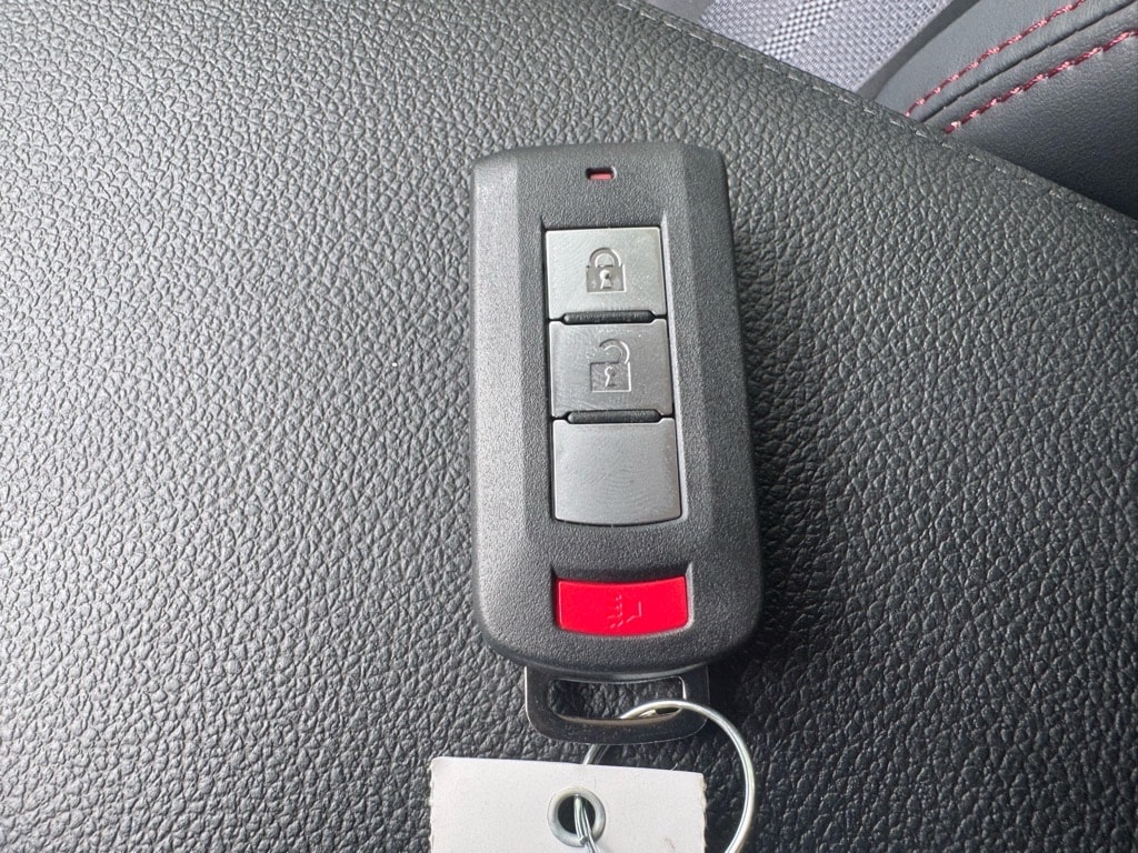 2025 Mitsubishi Outlander Sport SE - Photo 31