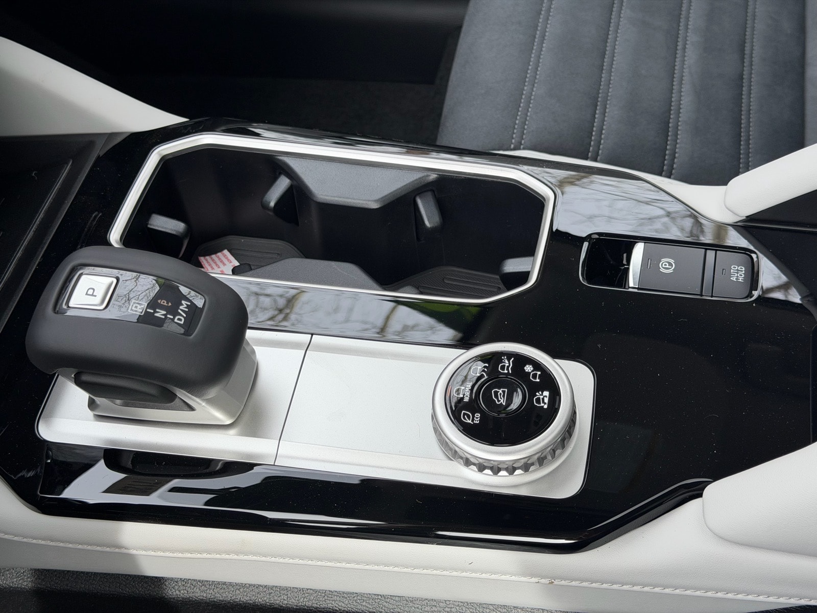 2026 Mitsubishi Outlander SE - Photo 32