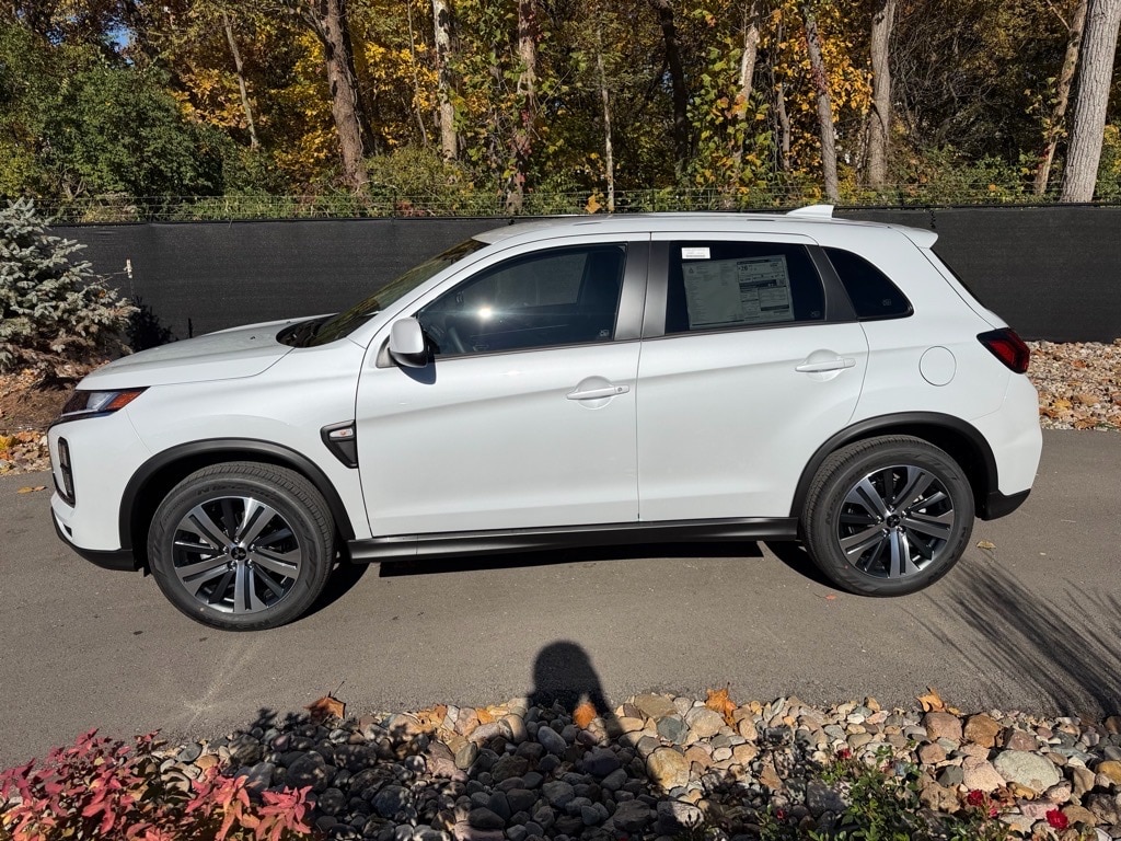 New 2025 Mitsubishi Outlander Sport 2.0 ES SUV