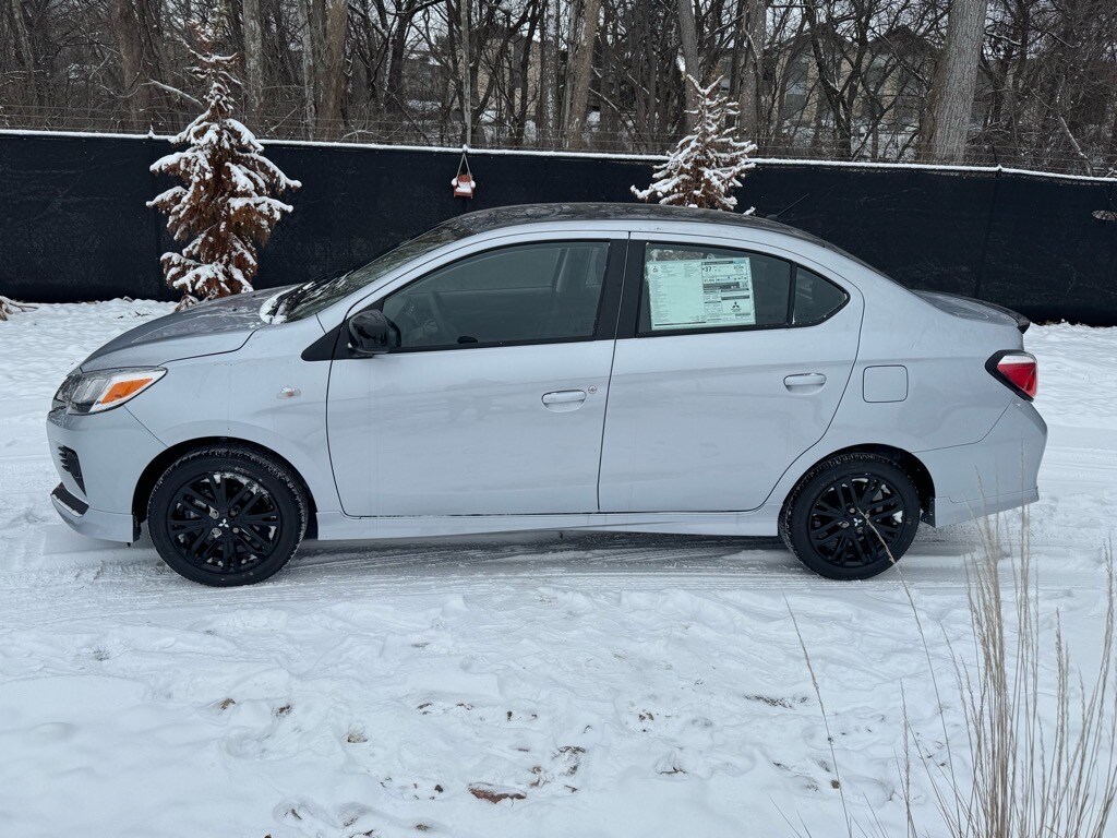2024 Mitsubishi Mirage G4 Black Edition photo 2