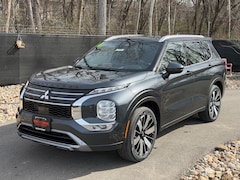 2026 Mitsubishi Outlander SEL SUV