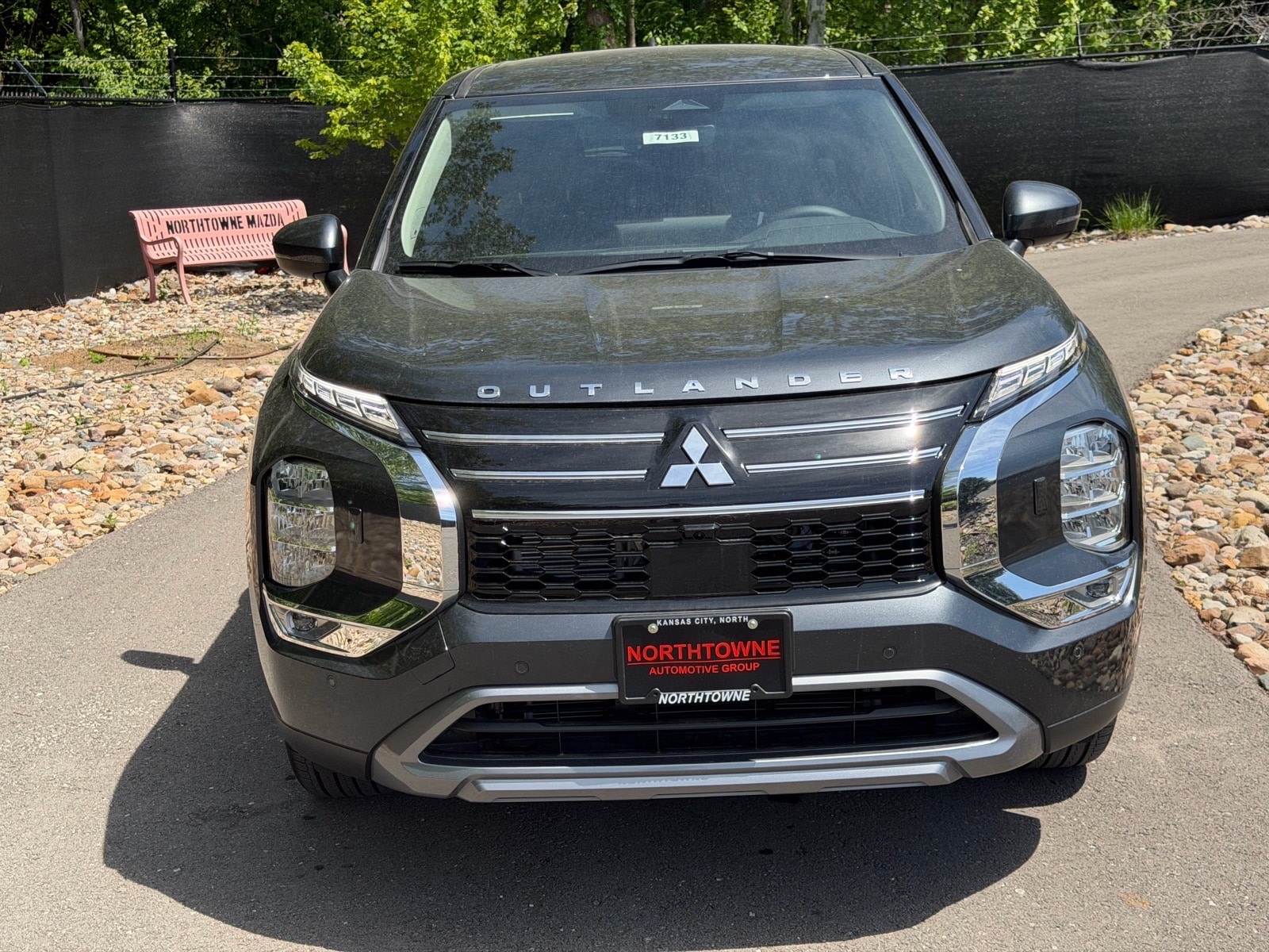 2026 Mitsubishi Outlander SE - Photo 8