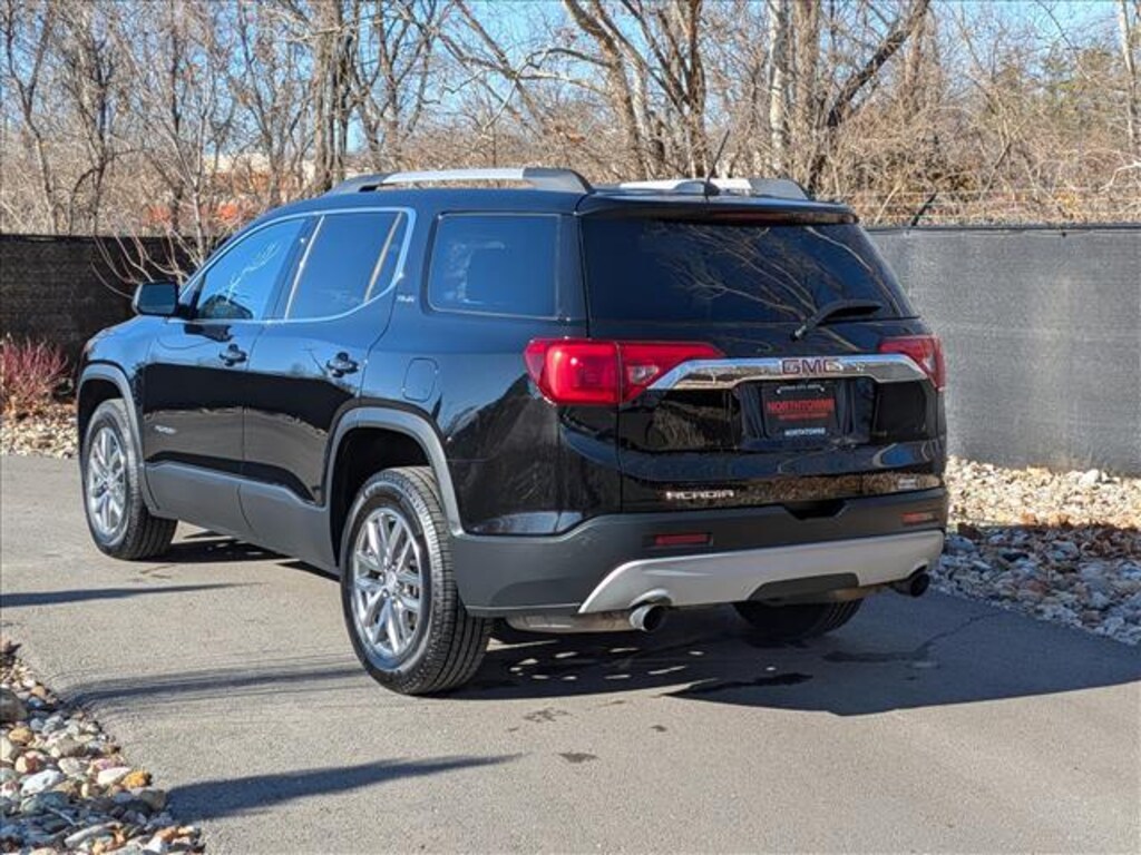 Used 2017 GMC Acadia SLE-2 SUV