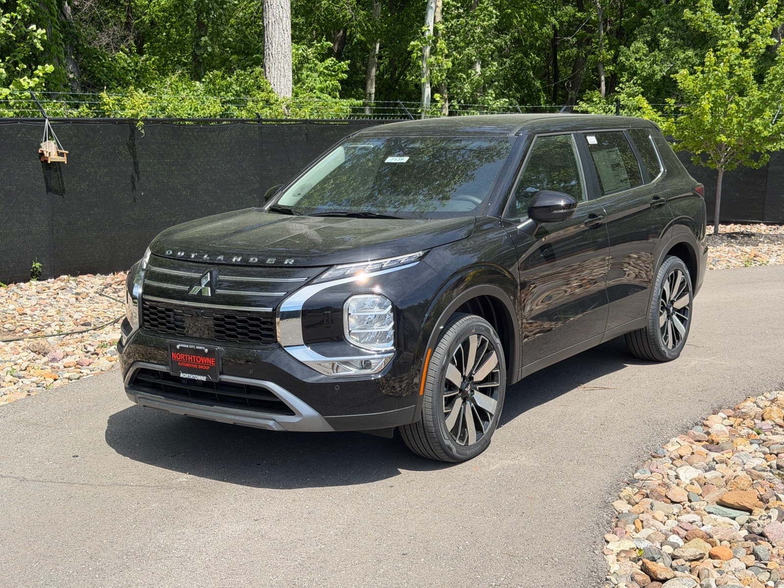 2026 Mitsubishi Outlander SE S-AWC's photo