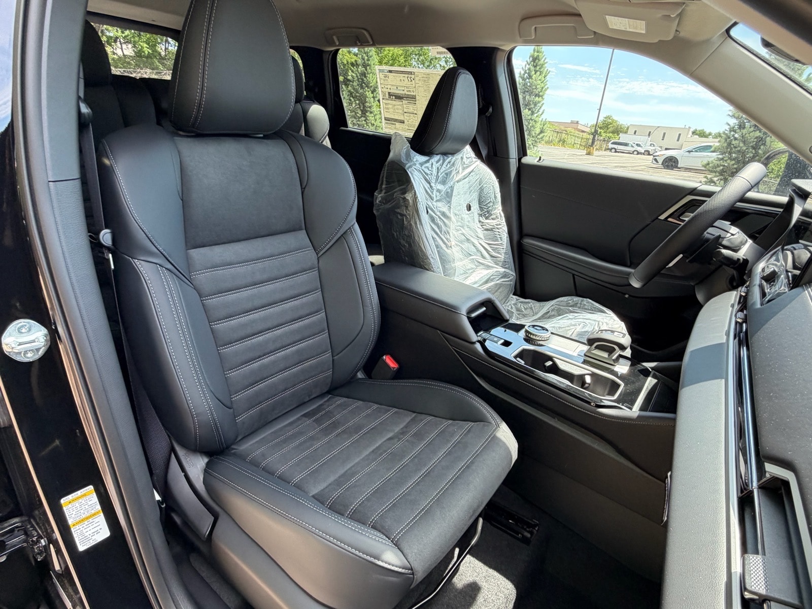 2026 Mitsubishi Outlander SE - Photo 12