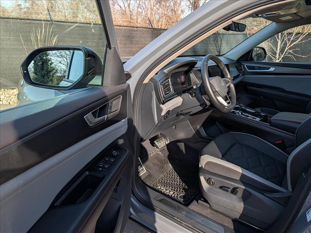 2025 Volkswagen Atlas Atlas Peak Edition - Photo 30