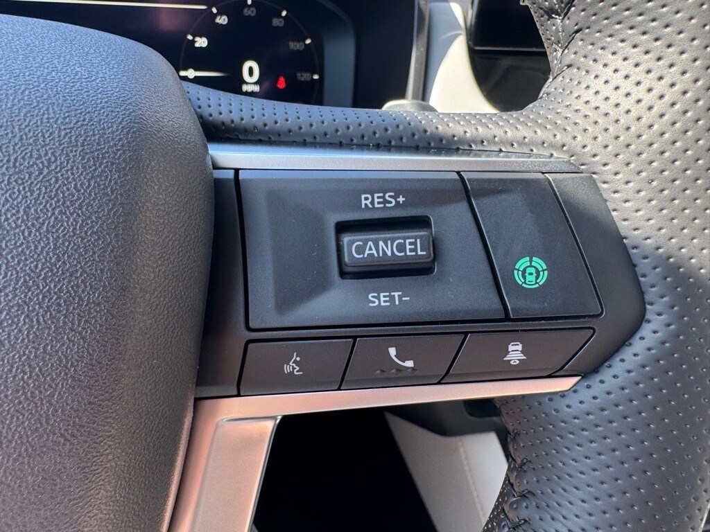 2025 Mitsubishi Outlander SE - Photo 28