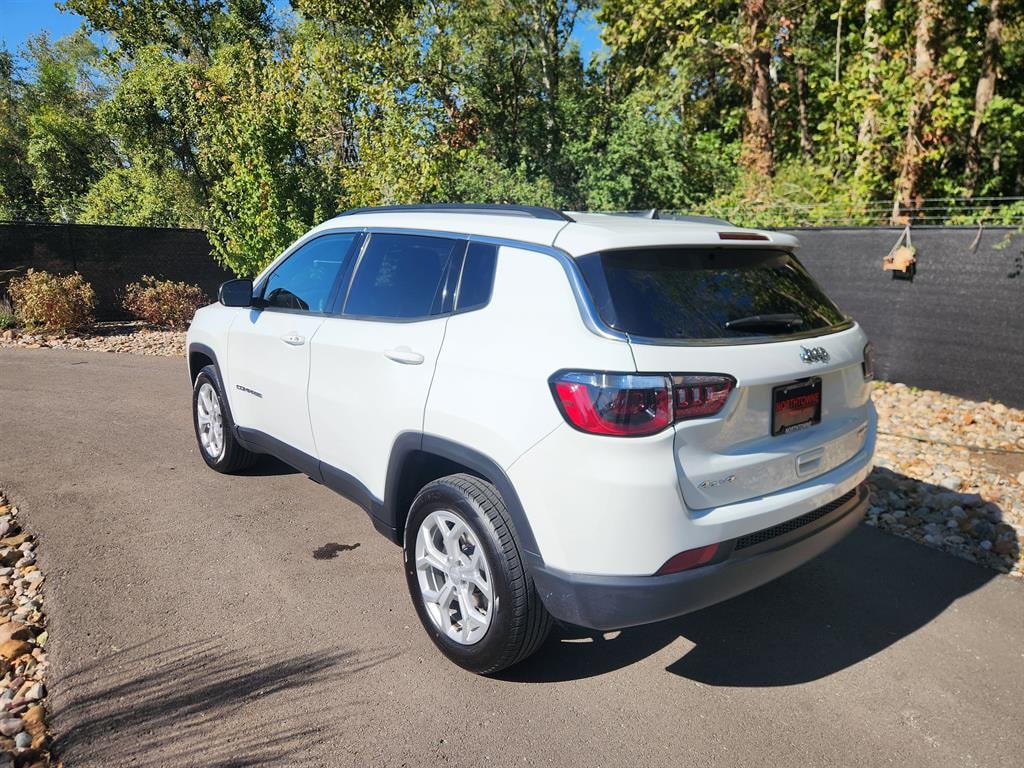 Used 2024 Jeep Compass Latitude SUV