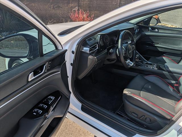 2023 Kia K5 GT - Photo 25