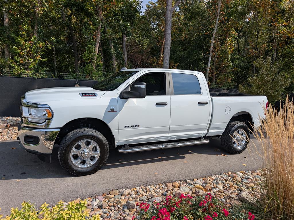2024 Ram 2500 Big Horn photo 2