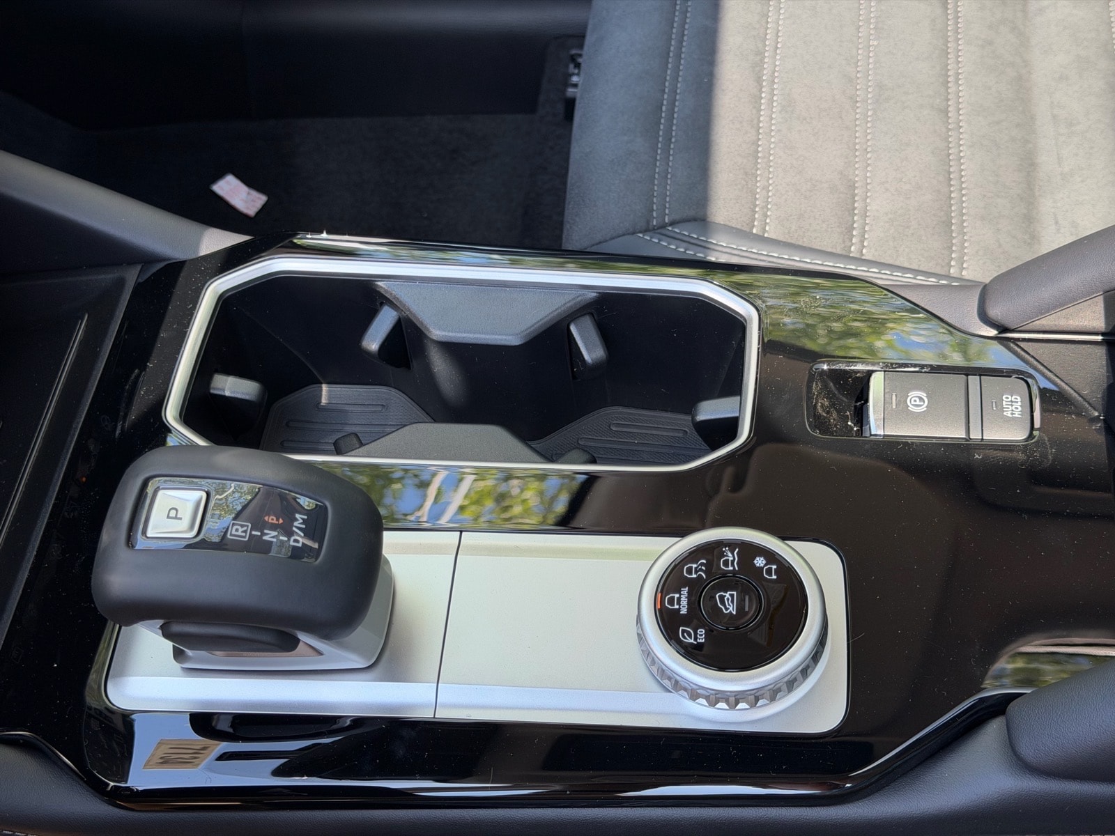 2026 Mitsubishi Outlander SE - Photo 32