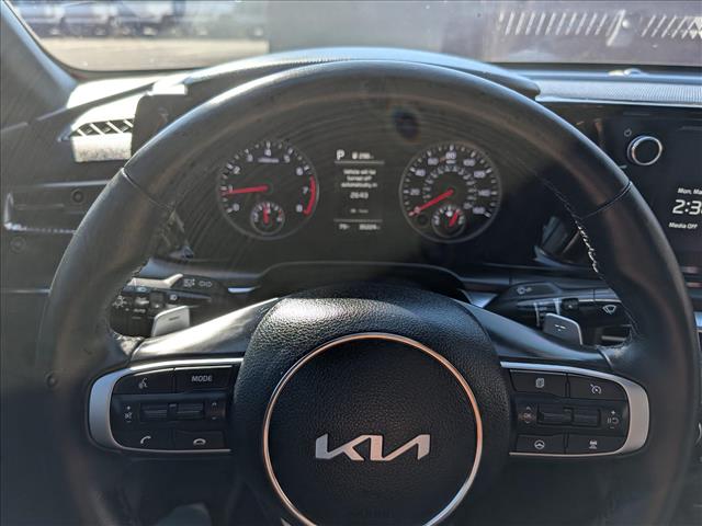 2023 Kia K5 GT - Photo 38