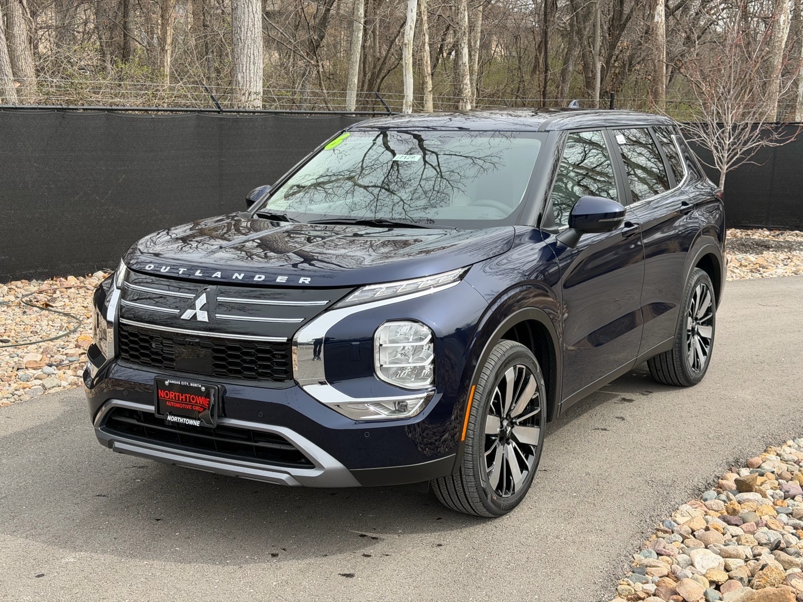 2026 Mitsubishi Outlander SE S-AWC's photo
