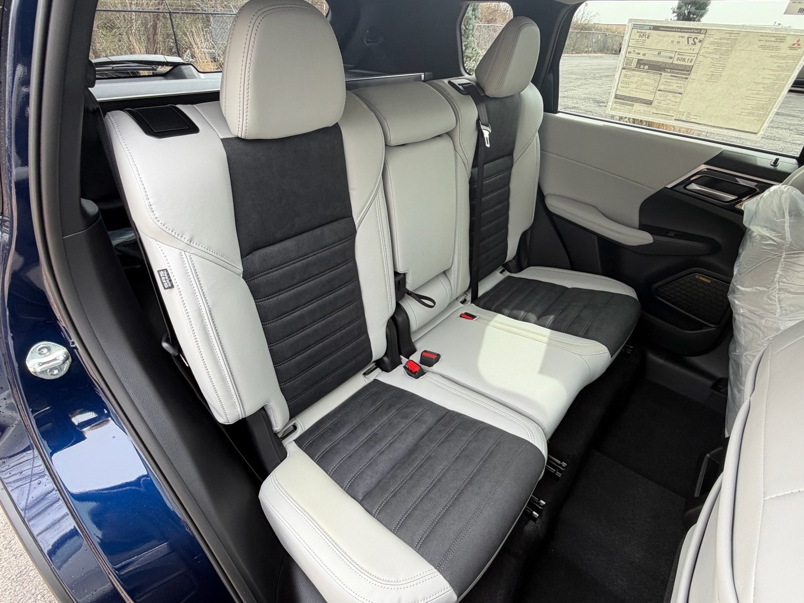 2026 Mitsubishi Outlander SE - Photo 14