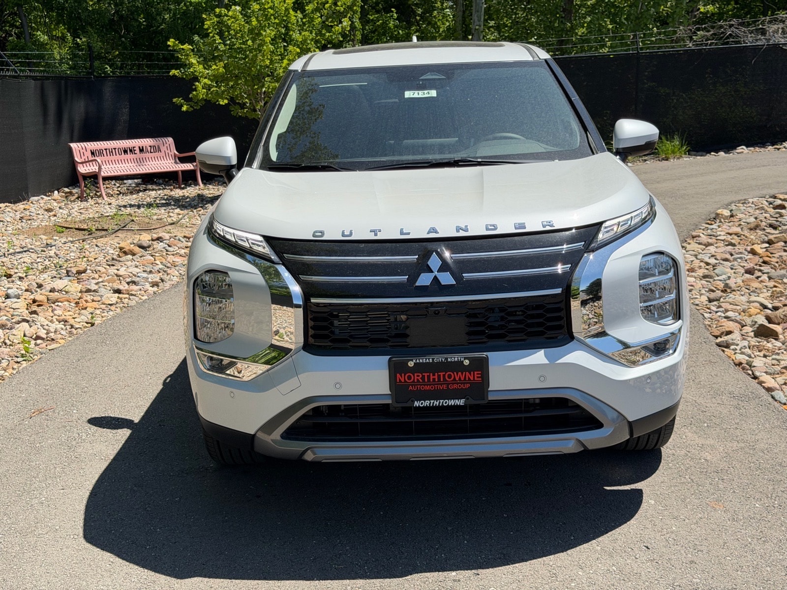 2026 Mitsubishi Outlander SE - Photo 8