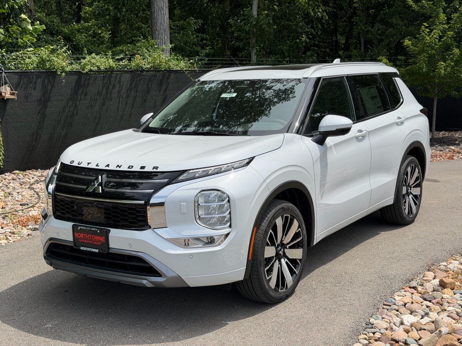 2026 Mitsubishi Outlander