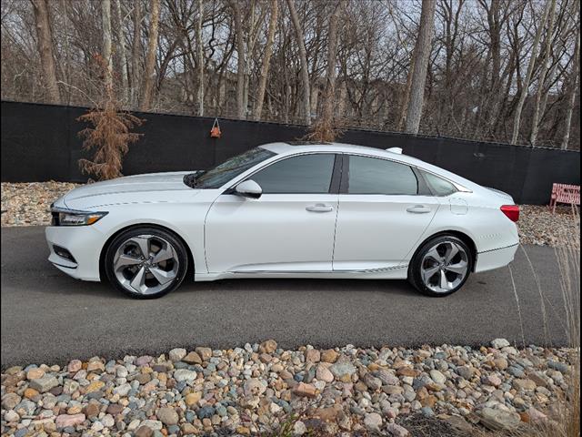 Used 2018 Honda Accord Touring with VIN 1HGCV1F93JA196751 for sale in Kansas City