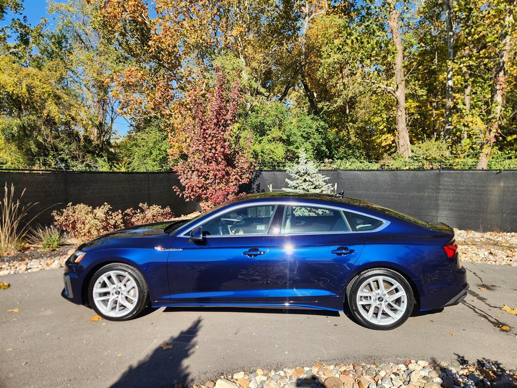 2024 Audi A5 45 S line Quattro Premium photo 2