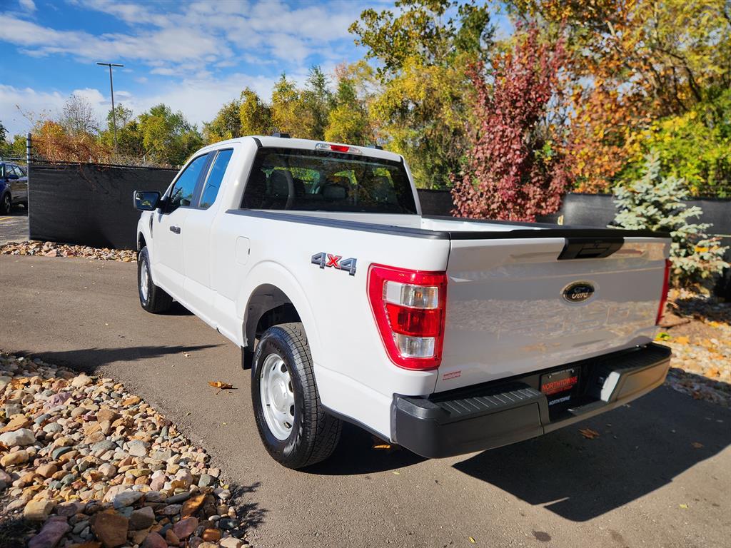 2021 Ford F-150 XL photo 3