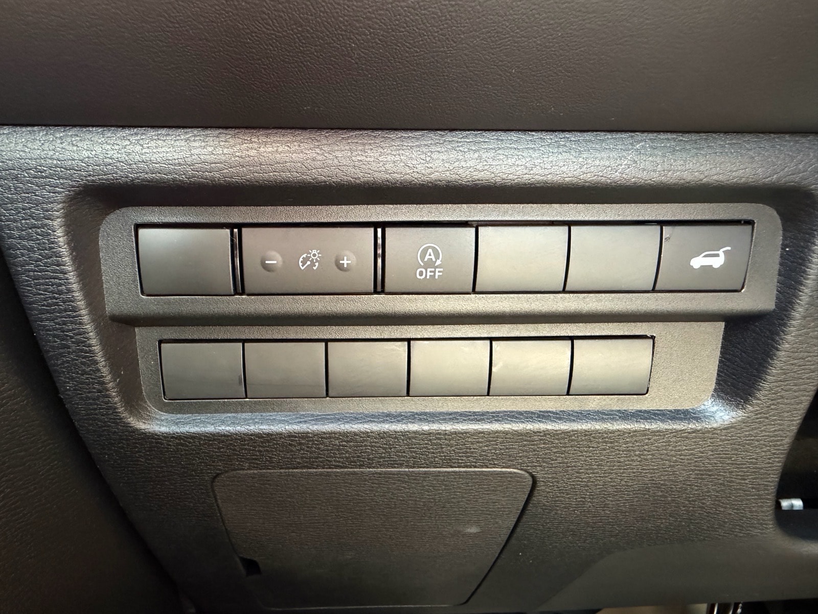2026 Mitsubishi Outlander SE - Photo 24