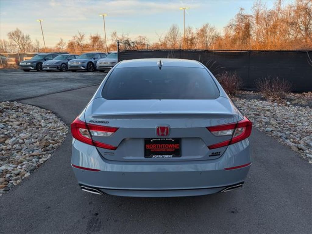 Used 2021 Honda Accord Touring 2.0T Sedan