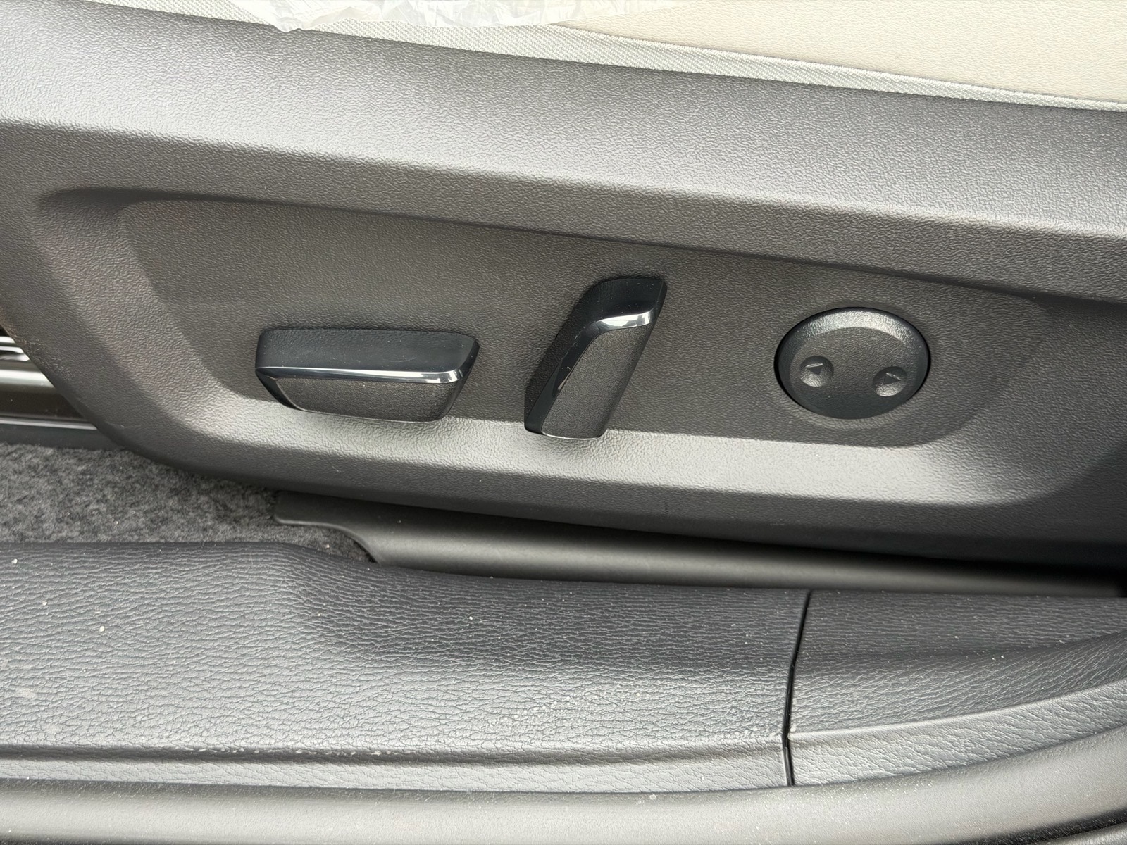 2026 Mitsubishi Outlander SE - Photo 23
