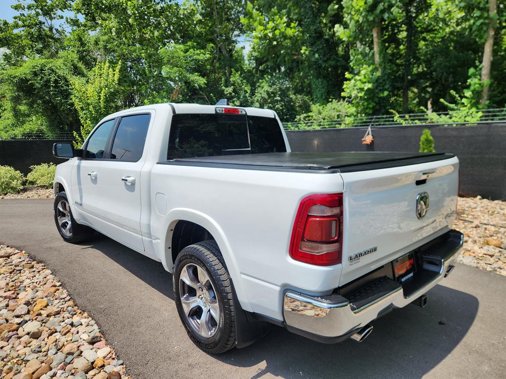 2022 Ram 1500 Laramie photo 3