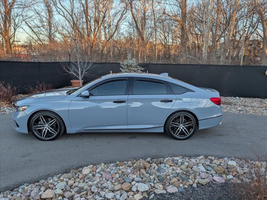 Used 2021 Honda Accord Touring 2.0T Sedan