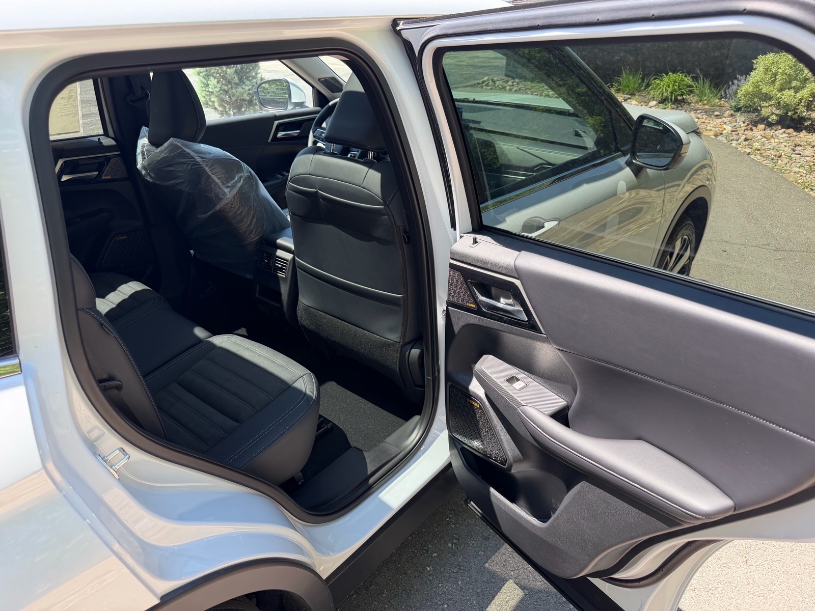 2026 Mitsubishi Outlander SE - Photo 13