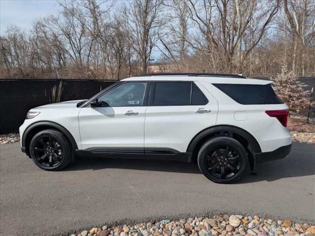 Used 2023 Ford Explorer ST-Line SUV