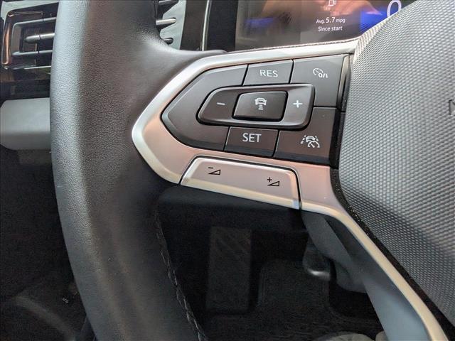 2025 Volkswagen Jetta SE - Photo 29