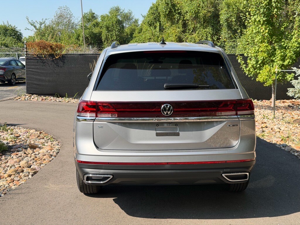 2026 Volkswagen Atlas SE photo 4