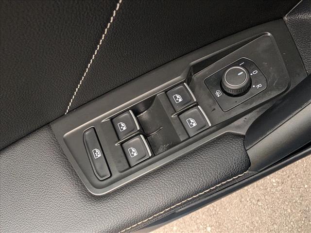 2023 Volkswagen Tiguan SE - Photo 30