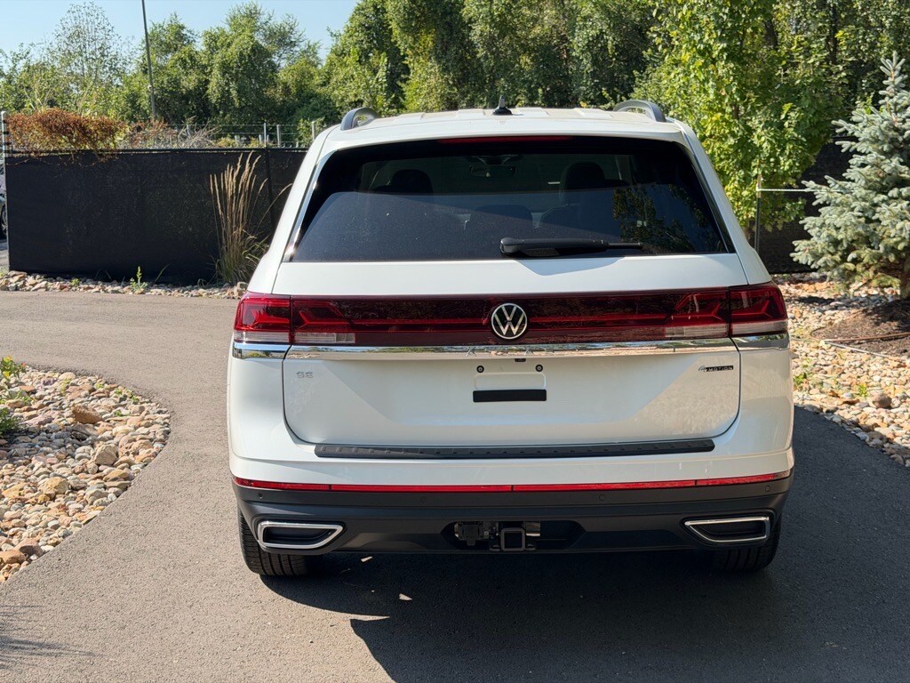 2026 Volkswagen Atlas SE Technology photo 3