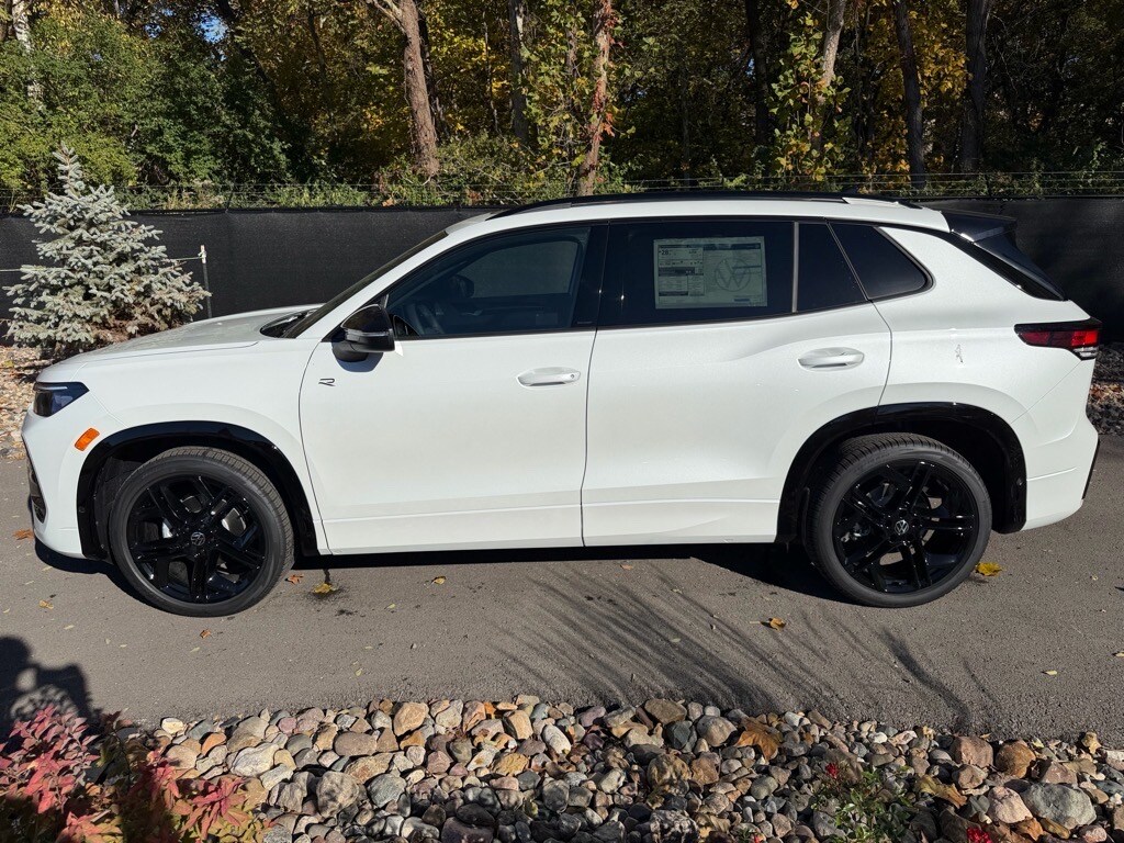 New 2026 Volkswagen Tiguan 2.0T SE R-Line Black SUV
